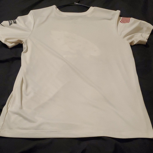 Nike Dri-Fit White Graphic Men's T-Shirt - Picture 5 of 5